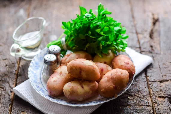 картофель в духовке с хрустящей корочкой фото 1